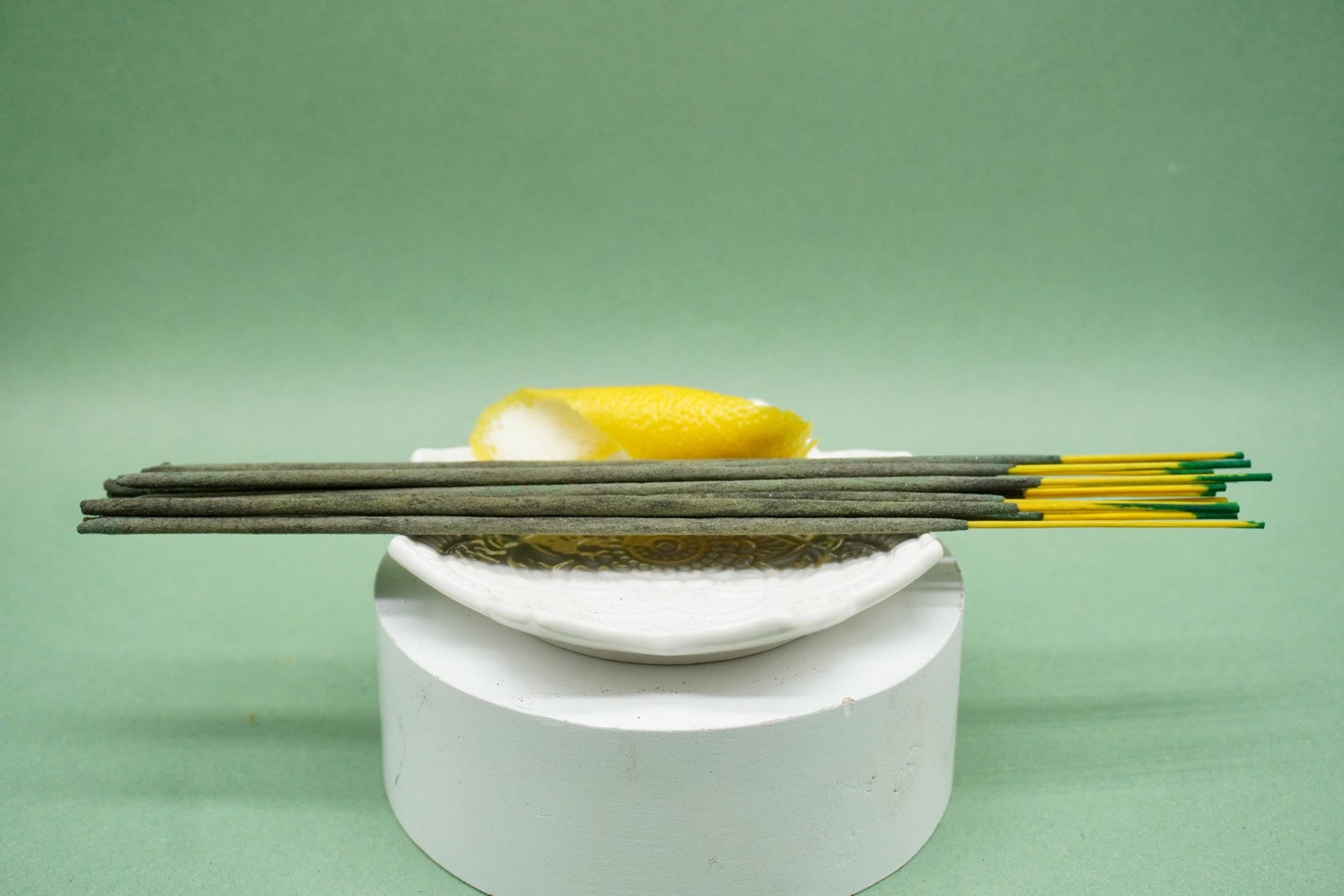 Thai Lemongrass Hand Rolled Natural Incense Sticks