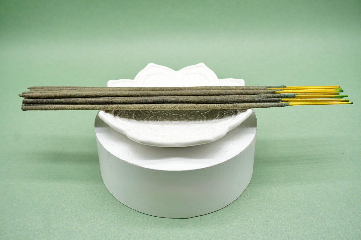 Vanilla & Lavender Hand Rolled Natural Incense Stick