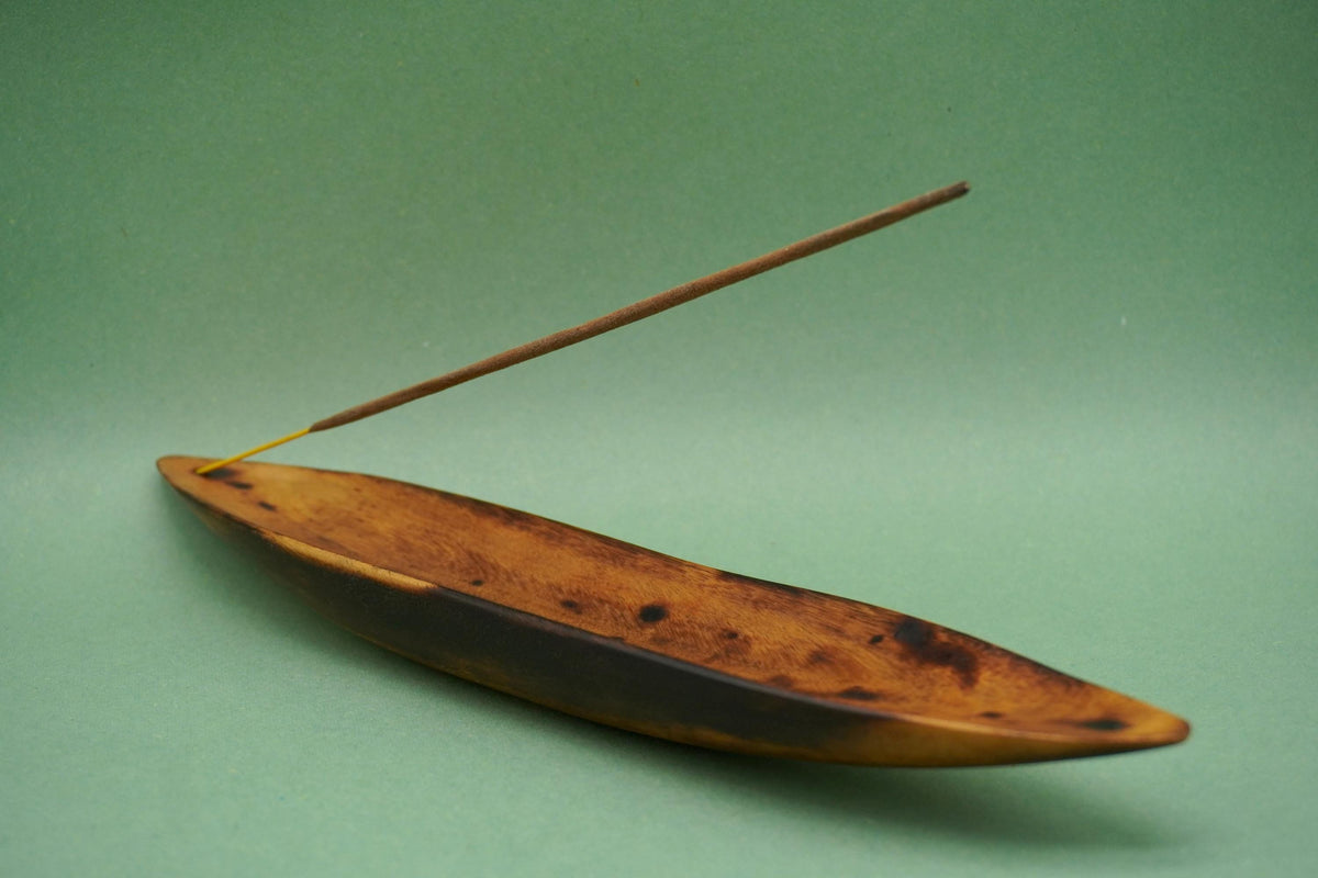 Oudh & Saffron Hand Rolled Natural Incense Sticks