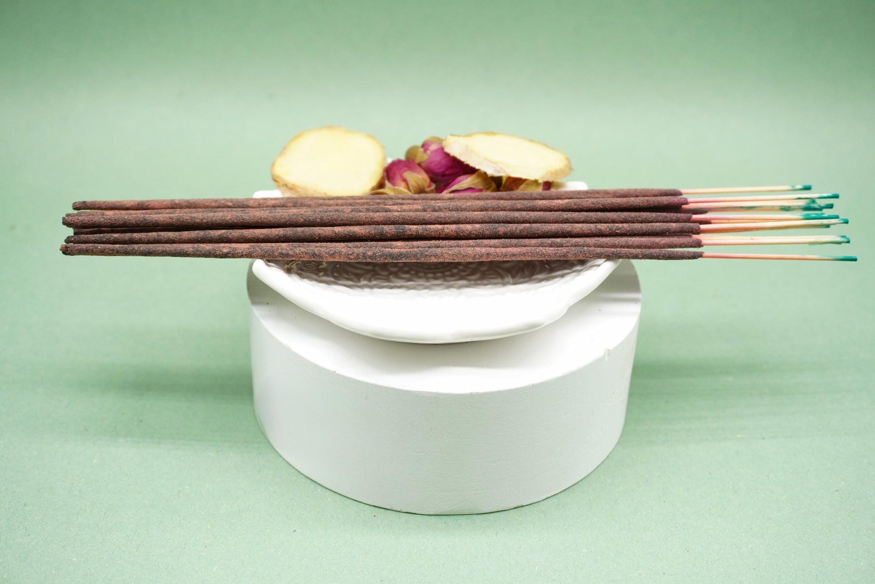 Kumbeshwara Hand Rolled Natural Rose & Ginger Incense Sticks
