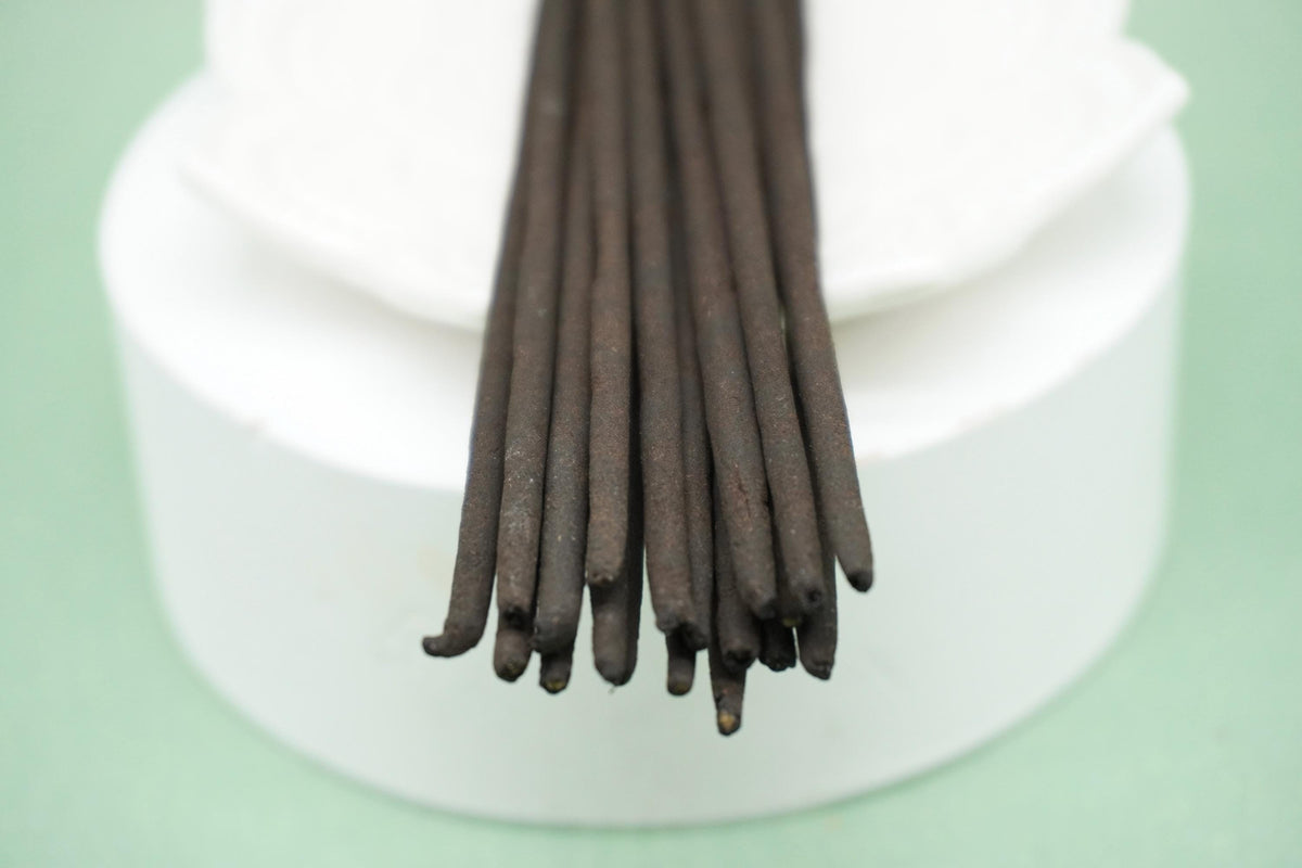 Alexandria Hand Rolled Natural Oudh, Patchouli & Rose Incense Sticks