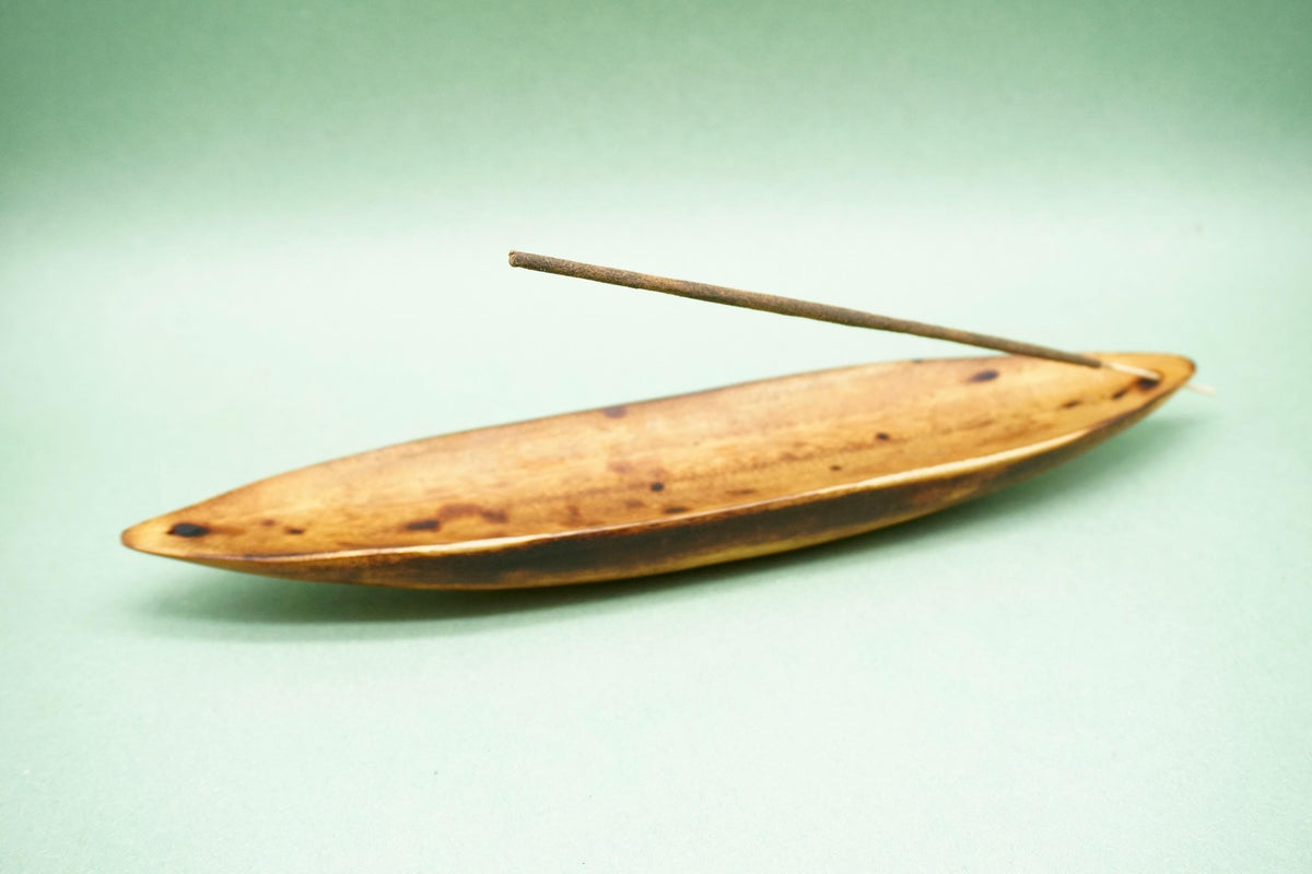 Dendera Hand Rolled Natural Sandalwood, Vanilla & Lavender Incense