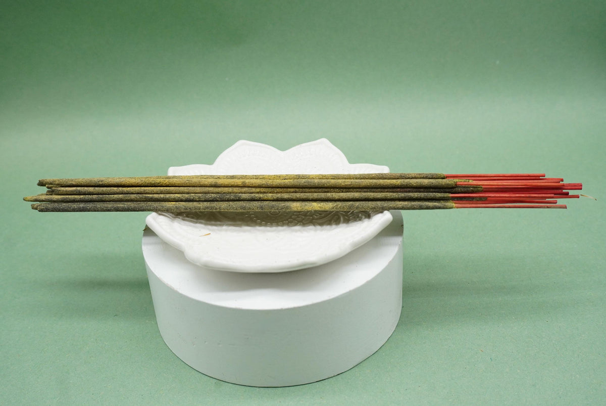 Rose & Saffron Hand Rolled Natural Incense