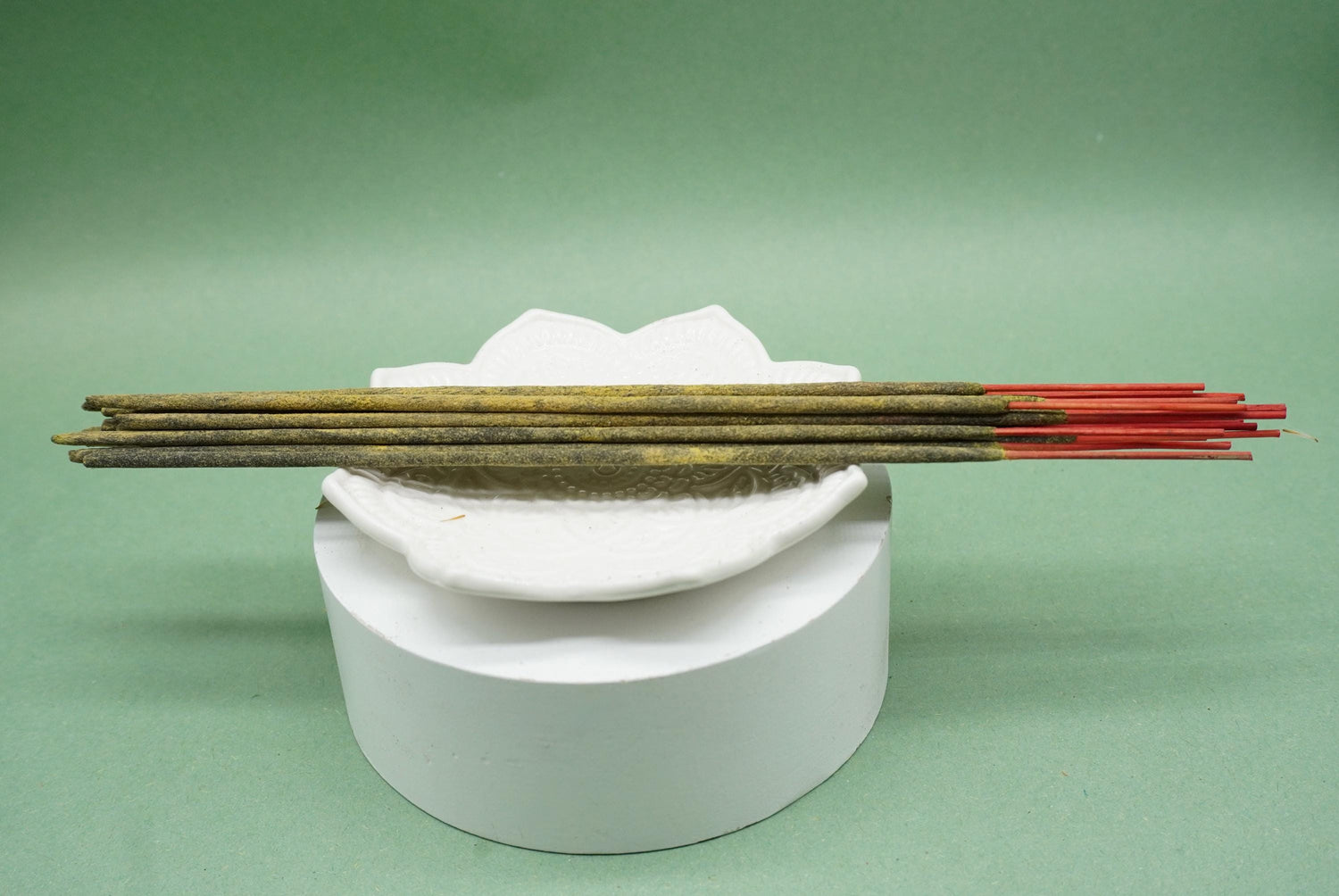 Rose & Saffron Hand Rolled Natural Incense