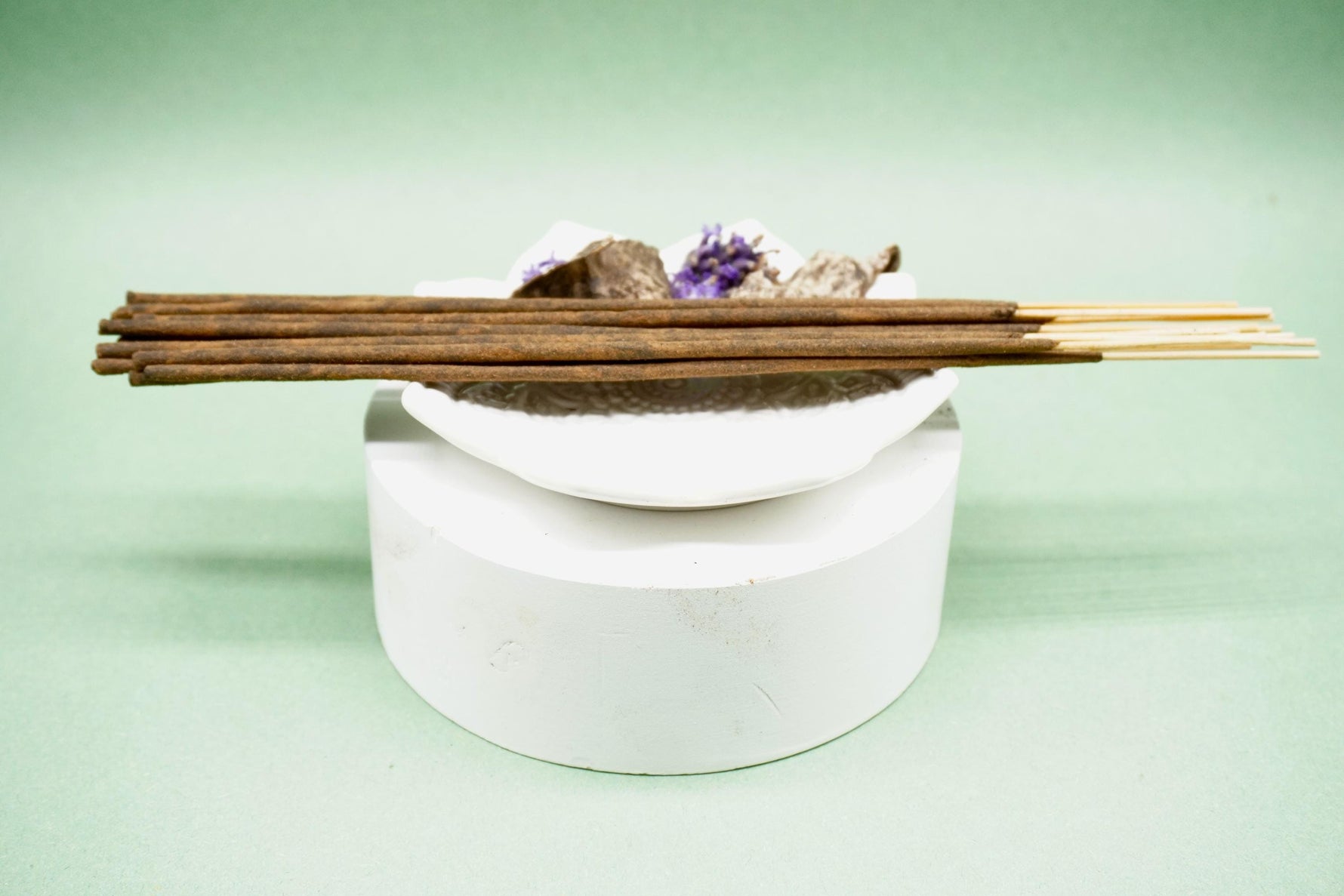 Dendera Hand Rolled Natural Sandalwood, Vanilla & Lavender Incense